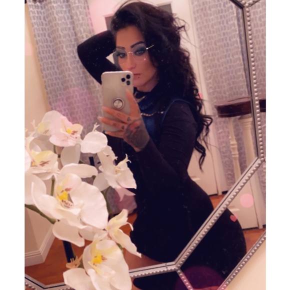 Meet your Posher, Ana - Picture 1 of 1